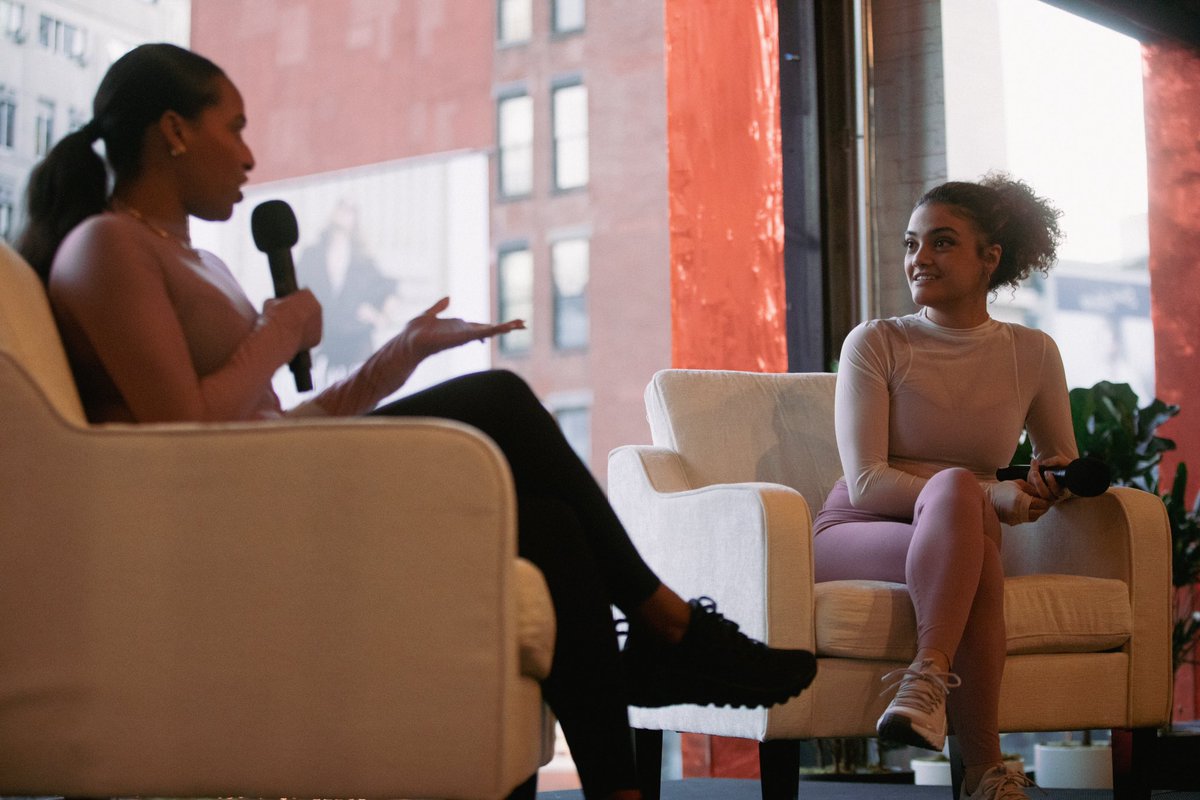 taraanicolas's tweet photo. Talking to @lauriehernandez on the Training For Victory panel for @Nike was a powerful reminder that victory can take many forms. There can be both grief and gratitude in victory, no matter how it looks 🥇🤸🏽♀️
#olympianmindset #nyu #trainingforvictory https://t.co/IfhHPLUiXB