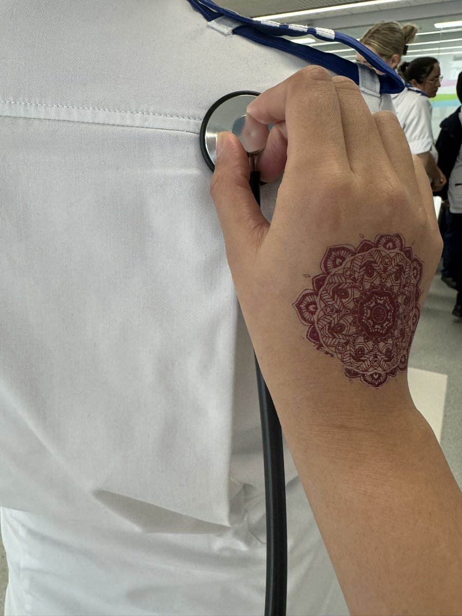 Ujala935523512's tweet image. Last week marked our final days of clinical skills training before heading off to our P5. We focused on techniques like ECGs, cannulation, and chest consultations. It was an invaluable learning experience where I gained a wealth of knowledge. 
@UoB_Nursing 
@UniofBradford