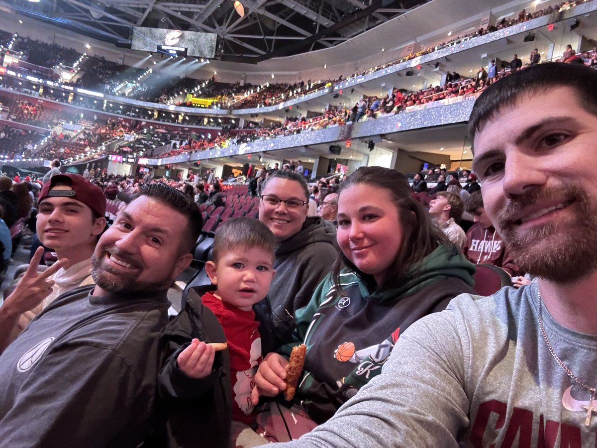 CoachDeininger's tweet photo. #LetEmKnow  Brought little G man and Fam down to cheer the Cavs on to a WIN. Let’s goood https://t.co/9gVtveFTuR