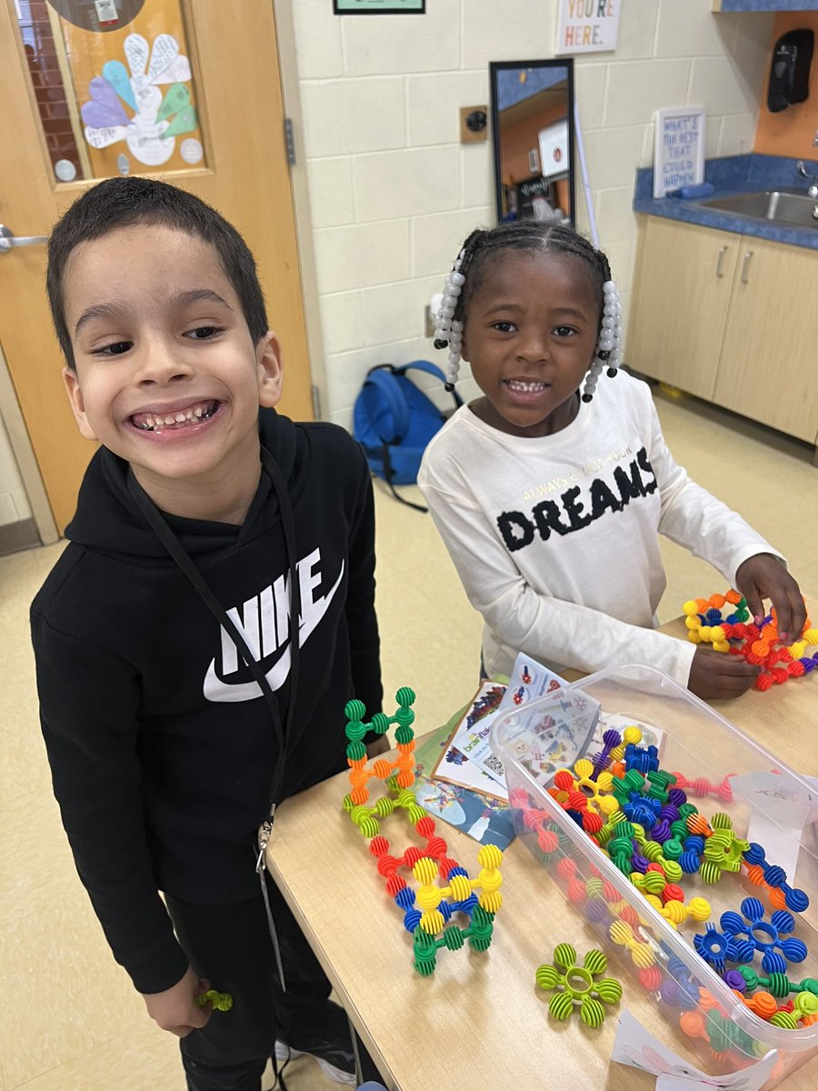 Tricia Mangas tweet media