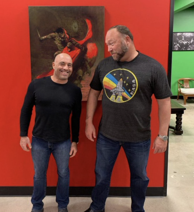 Art Candee 🍿🥤 tweet media