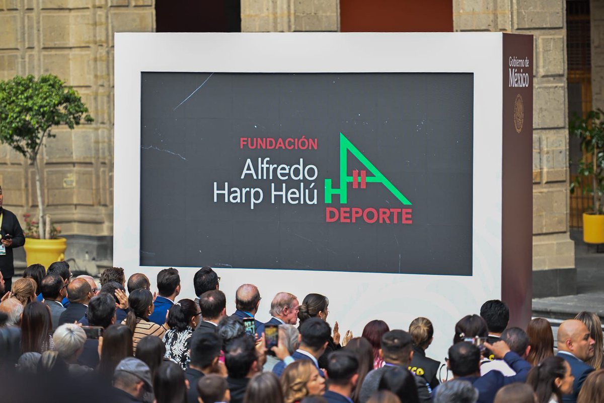Fundación Alfredo Harp Helú Oaxaca (@fundacionahho) on Twitter photo ¡Felicidades! <a href="/FAHHdeporte/">FAHHdeporte</a> y <a href="/alfredoharphelu/">Alfredo Harp Helú</a> por el Premio Nacional de Deportes 2024 en la categoría: fomento, protección e impulso de la práctica de los deportes. ¡Felicidades! <a href="/FAHHdeporte/">FAHHdeporte</a> y <a href="/alfredoharphelu/">Alfredo Harp Helú</a> por el Premio Nacional de Deportes 2024 en la categoría: fomento, protección e impulso de la práctica de los deportes.