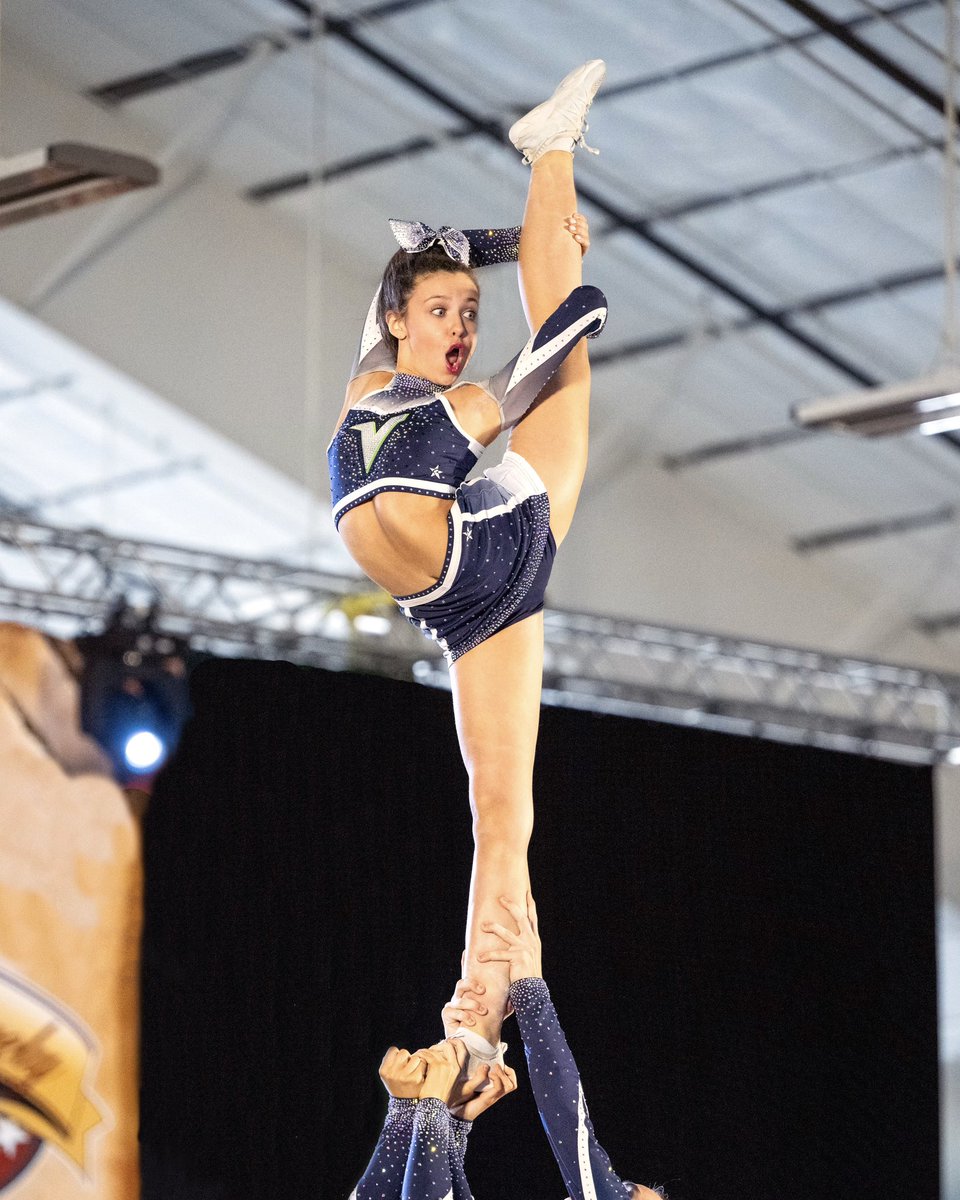 Champions show who they are, by what they do. 🏆💙💚 #VillainsDoItBetter #RebelMark