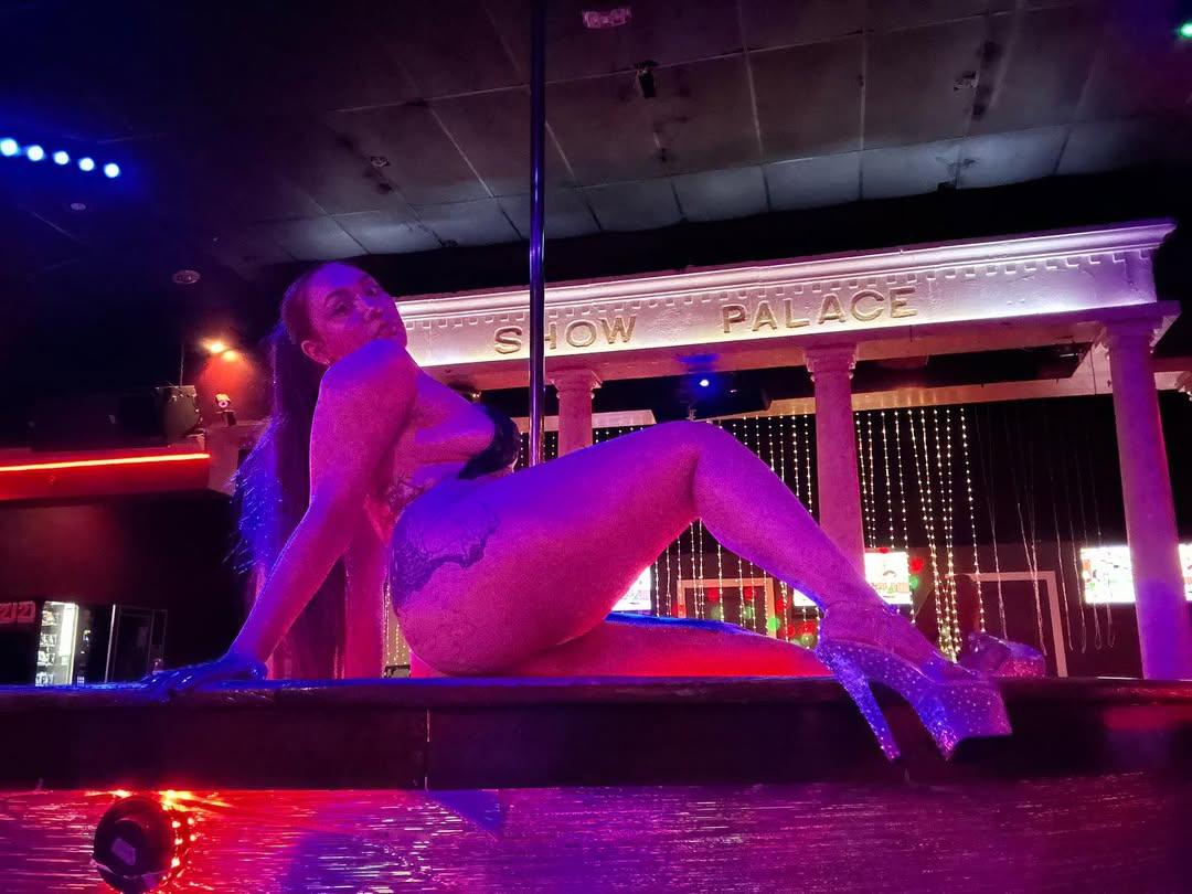 reneefrhtx's tweet photo. @CuteMilfies 🥰 Heyy

@reneefrhtx https://t.co/DdqQrleUg6 https://t.co/nq1qh7XGjW