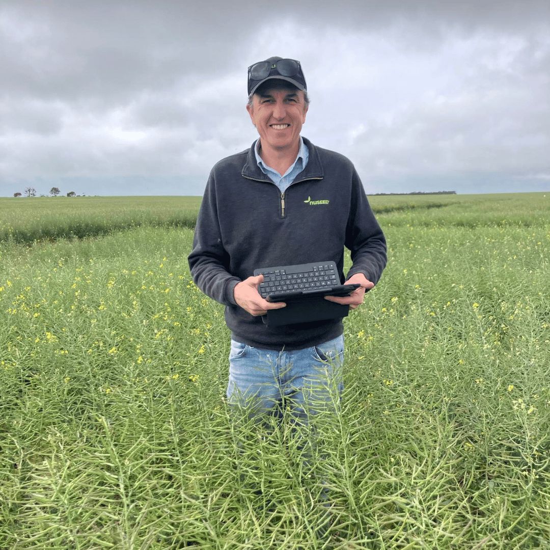 NufarmSeedsAU's tweet image. At Nuseed, we are committed to grower success and #ValueBeyondYield. We strive for better #canola seed and outcomes.

This spring, the #Nuseed East team toured SA's #EyrePeninsula, monitoring trial sites, checking crop performance, and connecting with growers at field days 🌱