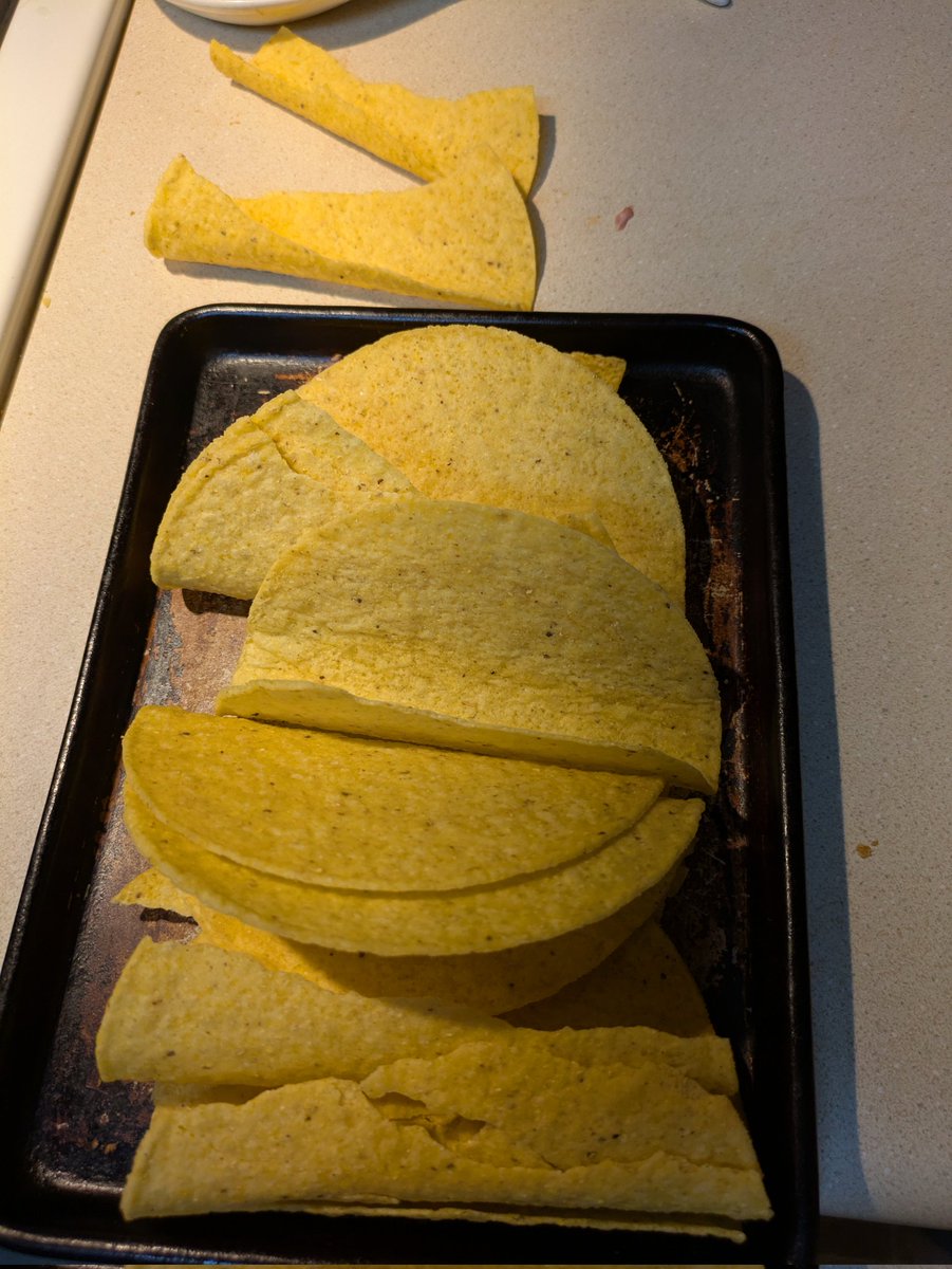 disybert1's tweet photo. @Ortega what is up with all but two hard taco shells being broken? This is ridiculous! https://t.co/yrfy9SNB6c