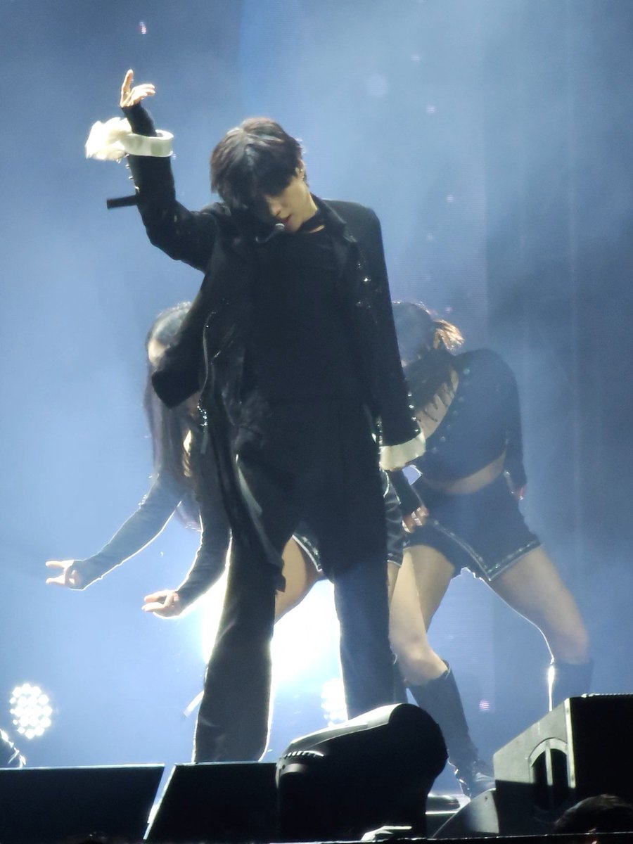 mytaestimony's tweet photo. Thank you @softlymark for helping me get a good ticket to see Taemin in Manila! Appreciate your responsiveness and being patient with my queries 🙏 #cleekitz https://t.co/Xi3GSGurah