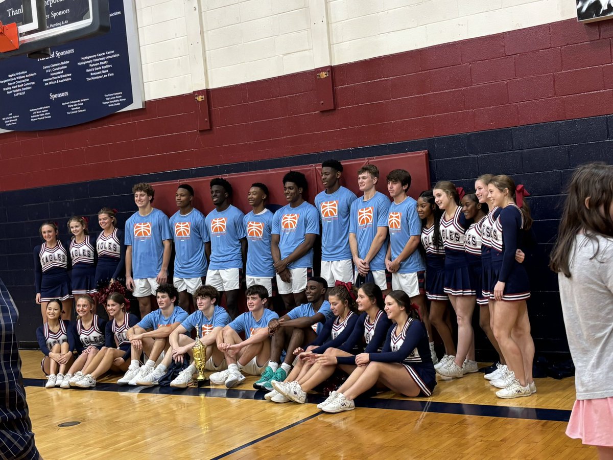 Varsity boys Ma basketball wins the Larry Chapman foundation tournament!!