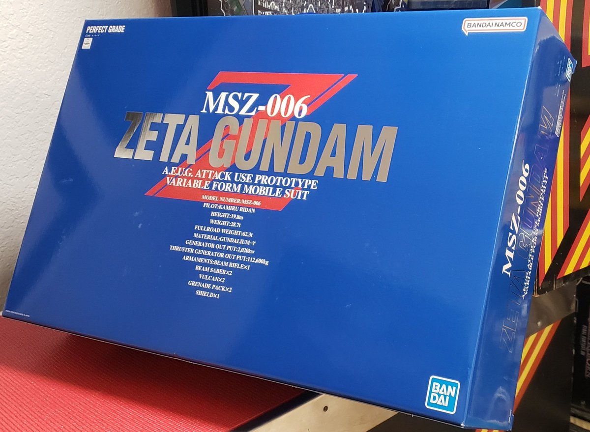 valdenv's tweet photo. It finally happened! The stars have aligned and I've finally obtained a #gunpla kit I've wanted for years! My favorite Gundam in Perfect Grade. Will probably be the only PG I own. https://t.co/kGlr2clDsI