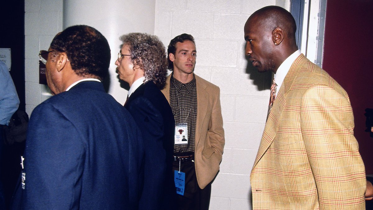 👮🏼‍♂️👨🏿‍💼👮🏽‍♂️ #hollywoodwednesdays 🚨