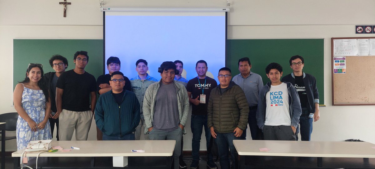 gdglima's tweet image. #DevFestLima2024
🙏 Agradecimiento especial a Edgar Rios por su charla: “Nest y Typescript en el backend”. 💡✨
🎯 Completa el feedback y ayúdanos a mejorar: bit.ly/devfestlima24-…
#DevFestLima24 #GDGLima #DevFestLima #DevFest #gdg