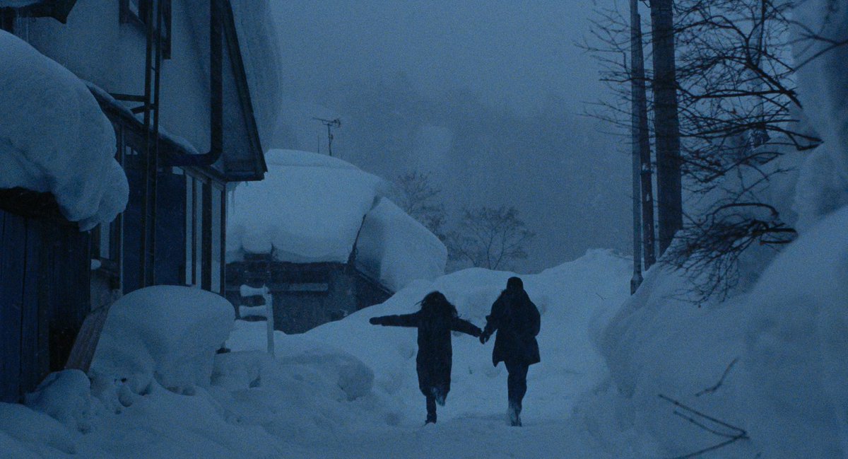 화려한 네온 불빛 아래 흔들리는 청춘의 러브레터🪩 “시대를 초월한 마법 같은 영화” 4K 리마스터링으로 돌아온 독보적 미장센 <밀레니엄 맘보>...