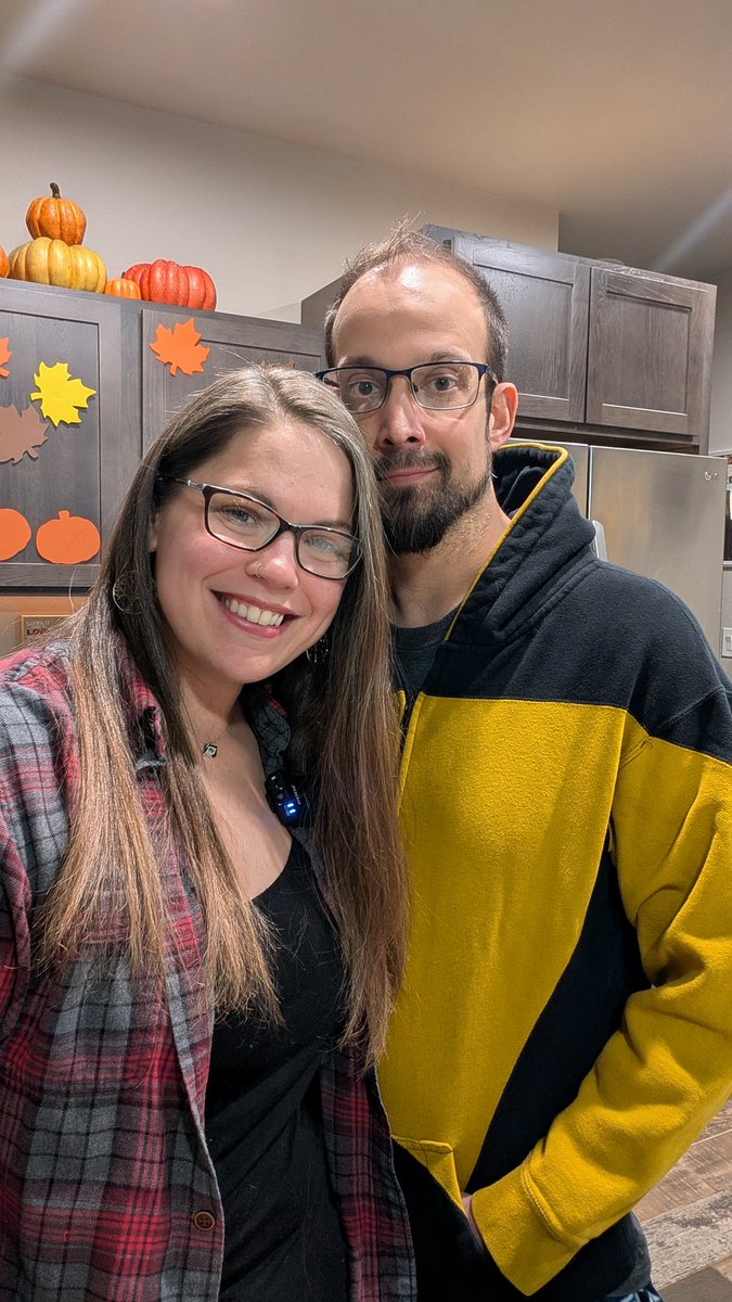 Happy Thanksgiving Eve!
We're LIVE on Twitch! 

Twitch.tv/KitchinWitch