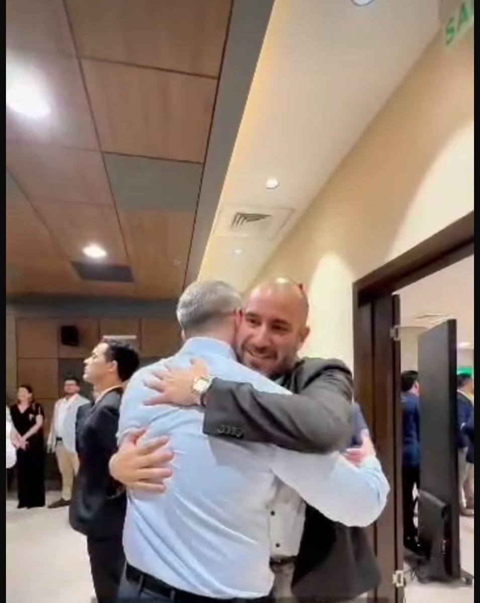 Señor Ministro del Ambiente, Don Rolando de Barros 

Me dirijo a usted con profunda gratitud y reconocimiento por la invitación a la inauguración de la nueva sede del Ministerio del Ambiente. Este acto representa no solo la culminación de un proyecto de gran envergadura, sino