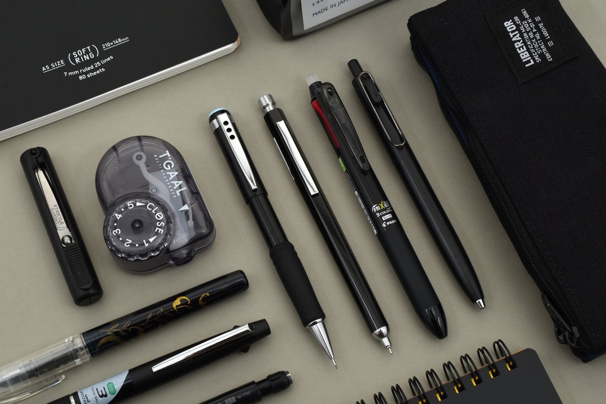 Check out our promotions page to see our Black Friday and Cyber Week Specials! jetpens.com/blog/JetPens-C…