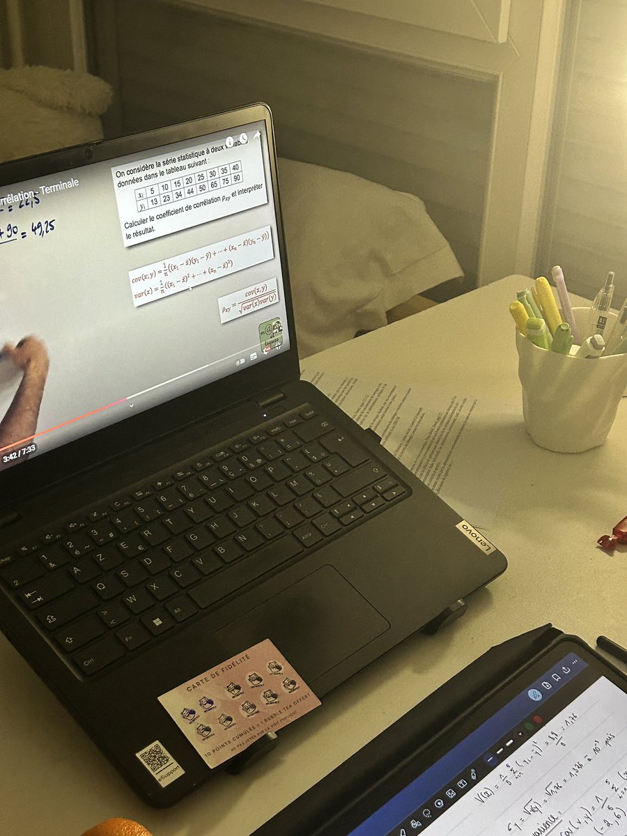 jwwdiaryy's tweet image. 🍊☕️ #studytwt