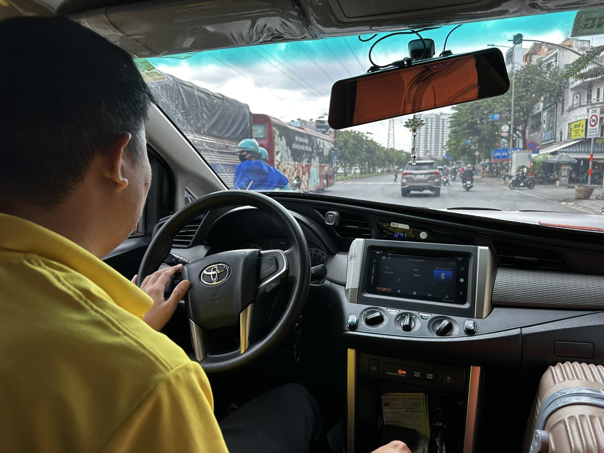 ThuanCapital tweet media