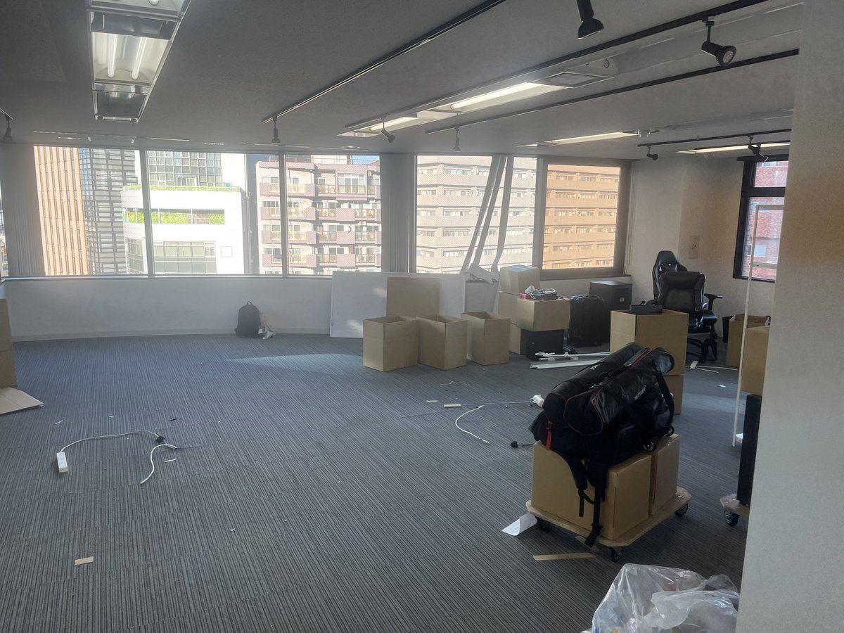 gen_1us's tweet photo. さよなら新宿、こんにちは東京ドーム

上京して7年間ずっとお世話になった新宿を離れます！ https://t.co/wLSwNKSedE