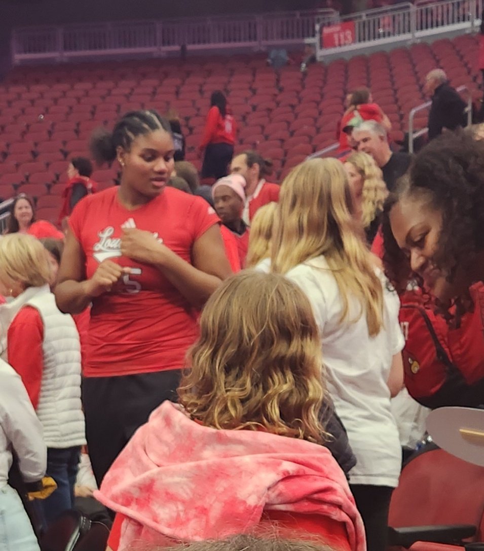 Kristen Jones tweet media