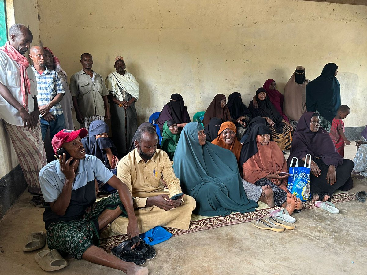 Kuza Jamii participants from Bulla Afya , Elwak waiting eagerly for their progress grants.
<a href="/BOMA_ngo/">BOMA.ngo</a> 
<a href="/SRCTechKe/">Smart Regional Consultants</a> 
<a href="/ChaspKe/">CHASP Advisory</a> 
@en_africa 
<a href="/village_ent/">Village Enterprise</a> 
<a href="/Mandera_cgvt/">Mandera County Government</a> 
<a href="/UKinKenya/">UK in Kenya 🇬🇧🇰🇪</a> 
<a href="/abduhar/">Hon. Abdul Haro (Kore)- MP, Mandera South</a>