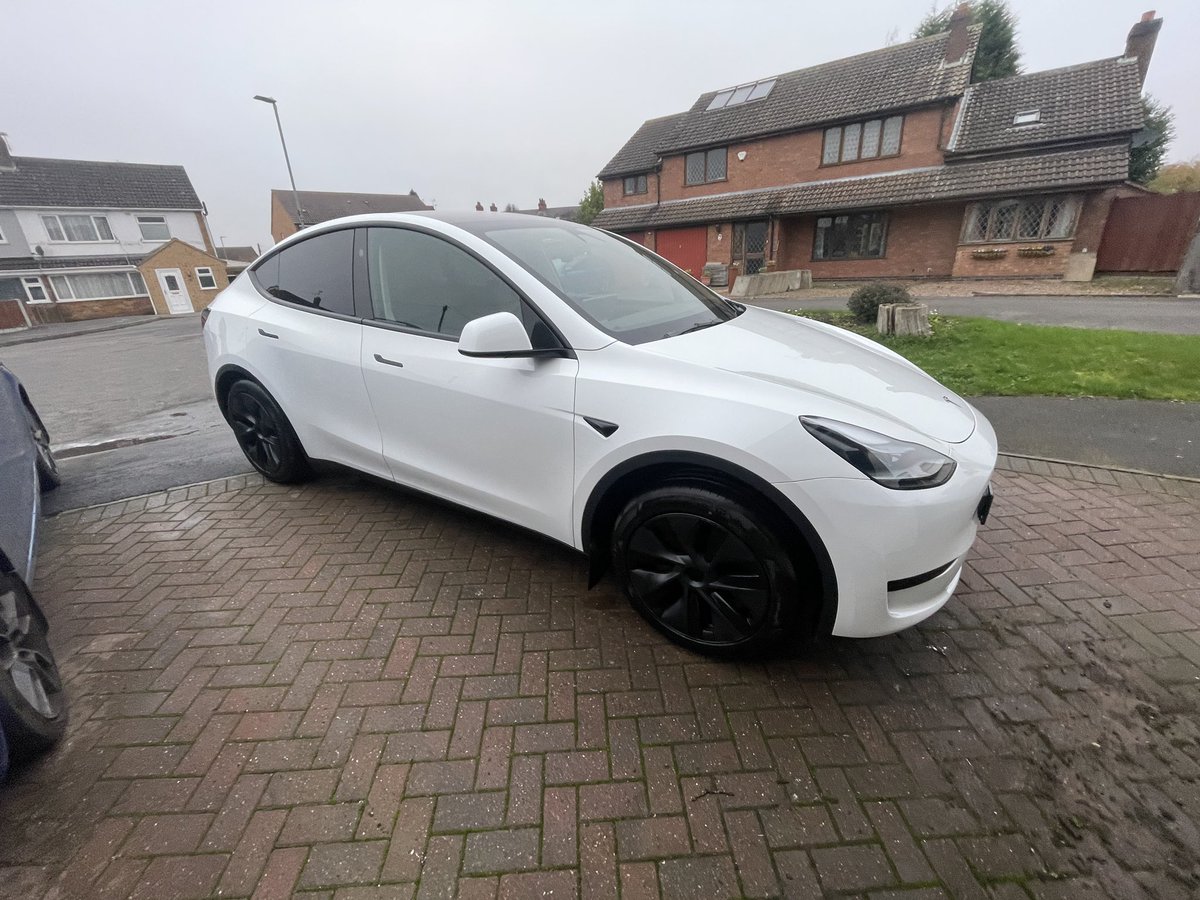3 months in, 2000miles at a cost of £40! Love my <a href="/Tesla/">Tesla</a>. Thinking about buy one, save £500 with my referral code: ts.la/john404885

I’d buy a van for work if they made one!

<a href="/elonmusk/">Elon Musk</a> <a href="/Cleevely_Mobile/">Cleevely_EV_mobile</a> <a href="/cleevelyev/">Cleevely Ev</a>