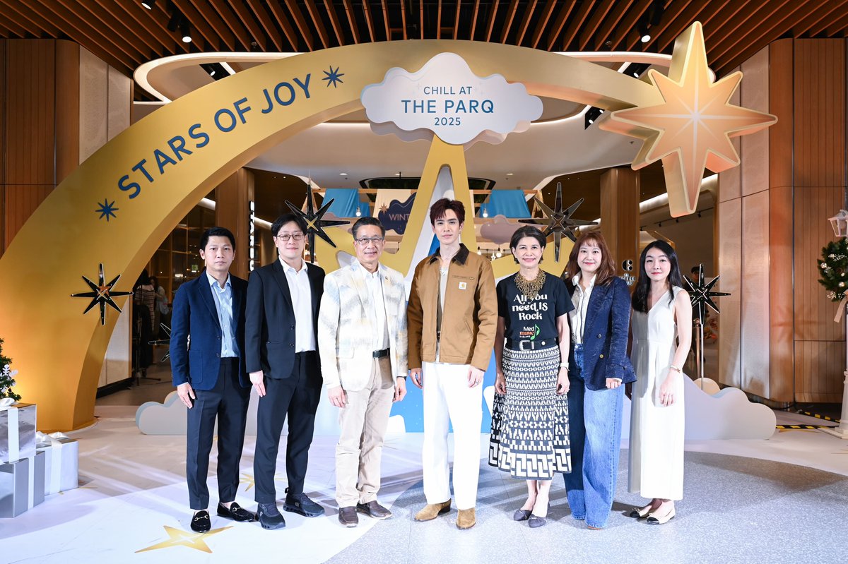 KAOHIT_ENT's tweet photo. “ฟิล์ม – ธนภัทร” ร่วมสัมผัสความสุขในงาน “CHILL AT THE PARQ 2025”
เทศกาล กิน ดื่ม ช้อป ประจำปี เพื่อคุ��และสัตว์เลี้ยงที่ เดอะ ปาร์ค
📍https://t.co/Opxxgb7T2l
#CHILLATTHEPARQ2025 #ThePARQ #LifeWellBalanced #StarsOfJoy
#FilmThanapat #ฟิล์มธนภัทร
#ChillattheparqXFilm https://t.co/wZ5U9HSASS