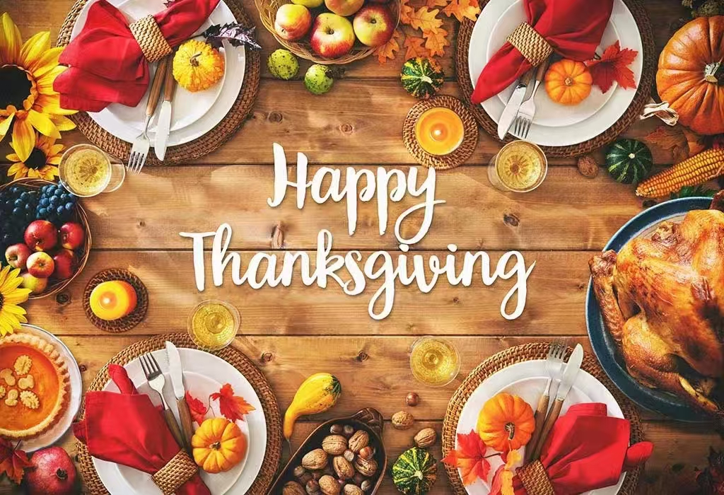 Charlotte0829's tweet photo. This Thanksgiving, let’s give thanks for the moments that truly matter—shared laughter, delicious meals, and the warmth of those we hold dear. 
May your day be filled with gratitude, joy, and memories that last a lifetime. 
Happy Thanksgiving！！！🥳 https://t.co/PKlgnMJ6cr
