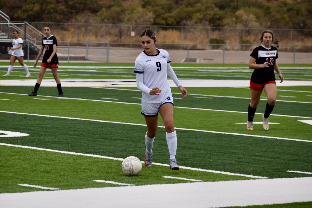 PuebloGSoccer's tweet photo. Warriors fall to Empire 1-0 at Time To Fly Tournament hosted by Rio Rico. Great preparation for upcoming season. #SiSePuede https://t.co/4u9Dzen2fU
