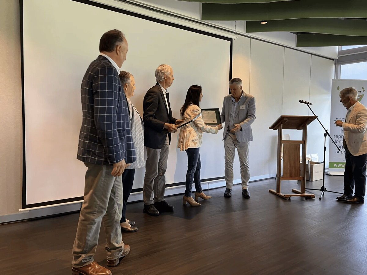 Muirs.Tas tweet media