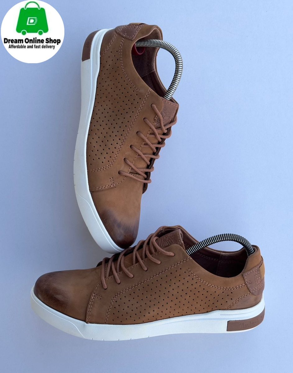 spana_Konki's tweet photo. Original Leather Simple Timberland 
Size: 40-45
Bei : 90,000/= badala ya 110,000/=
📞: 0693688961
WhatsApp: 0743931620
DM @Dream_online_Tz https://t.co/NCRdYonOQO