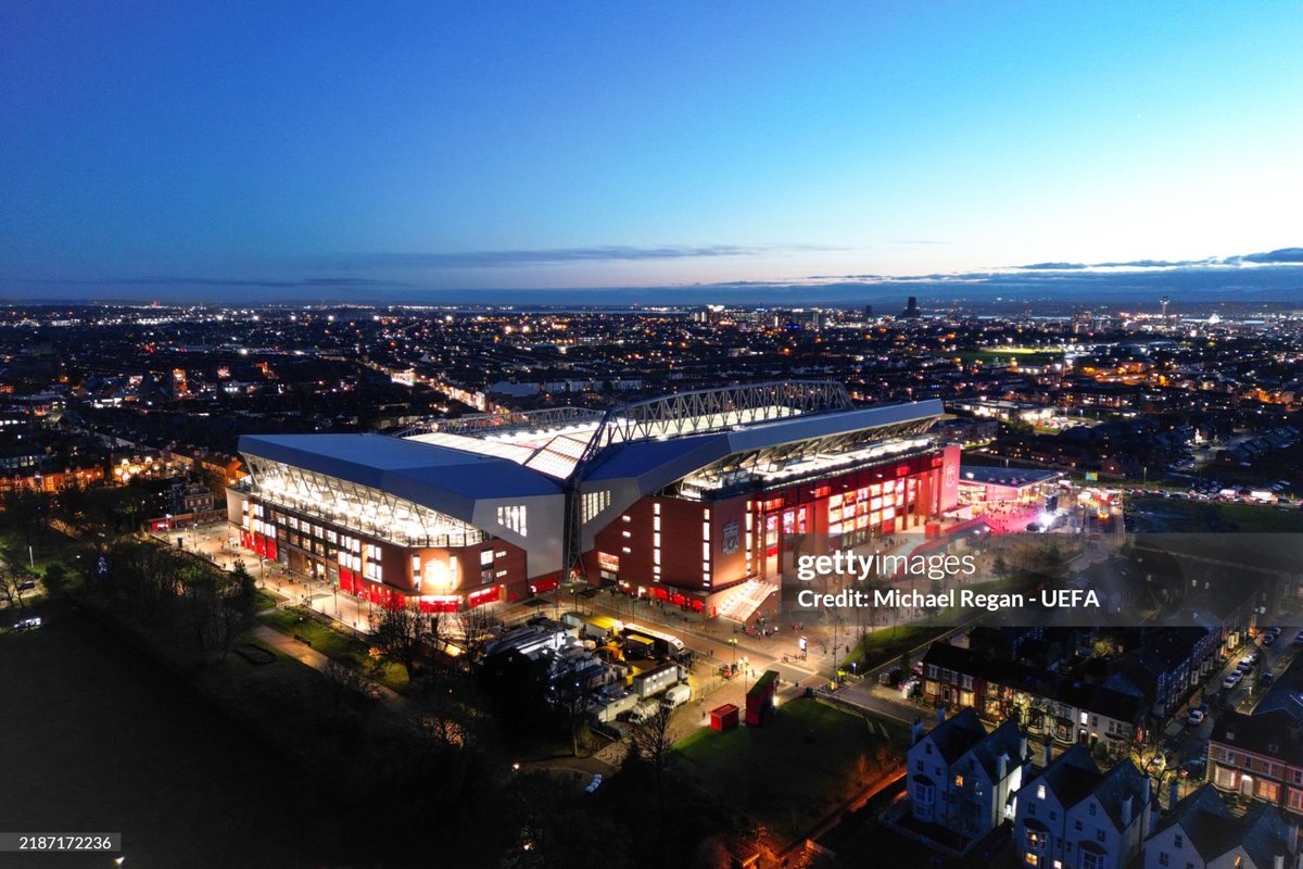 JMendezCANCHA's tweet photo. Llegando a Anfield. https://t.co/3dzkVECH2f