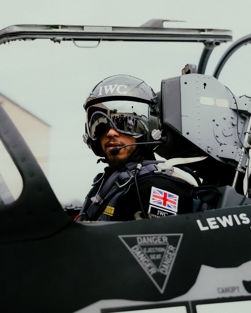 angelacullenfan's tweet photo. lewishamilton Airplane mode, don't text ~ @iwcwatches

 #Advertisement
#TheReference #PerformanceChronograph https://t.co/dC4caKTRwp