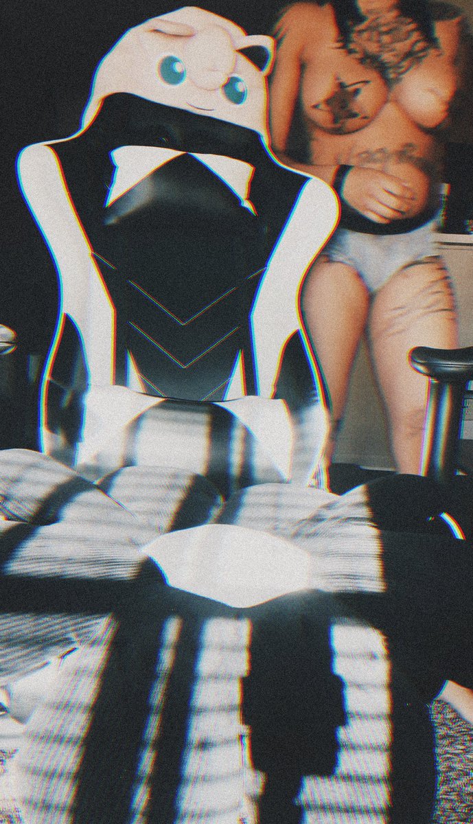 Insane1 Jane tweet media