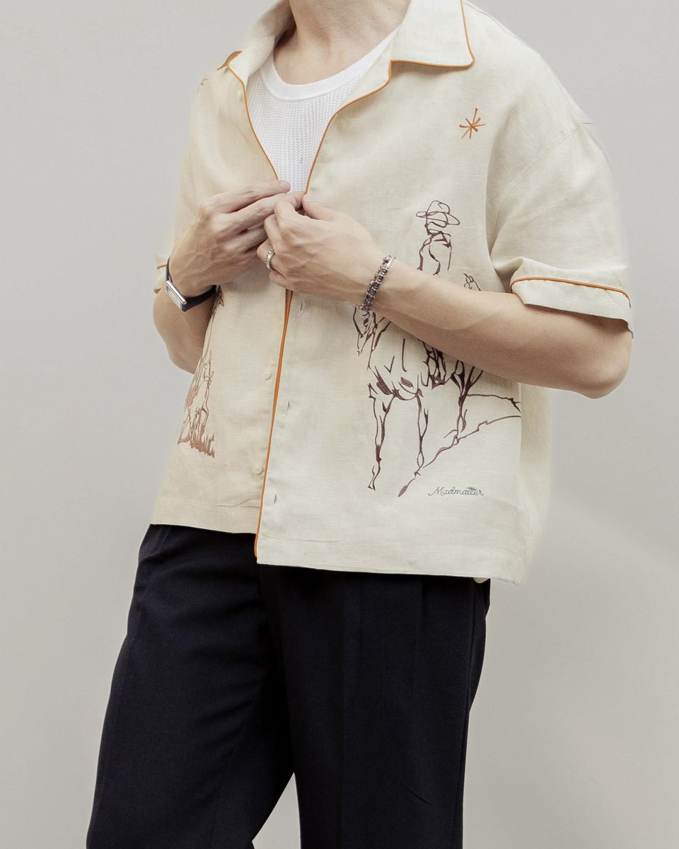 SUMATRAMM's tweet photo. คนมาถามเซทนี่เยอะมาก
HAWAII BOXY SHIRT PLEATED PANT 
ทางแบรนด์แจ้งมาว่าต้องพรี 14 วันนะครับแต่เราว่าคุ้มรอ เพราะบ้างเนื้อผ้าบ้างตัว #MADMATTER เค้าใช่ผ้า DEADSTOCK เลยอาจจะต้องรอส่วนใครที่อยากลองไว้มาอัพเดทแต่ต้องมีจริงเบ้บเตง https://t.co/Sh42ZVLc08