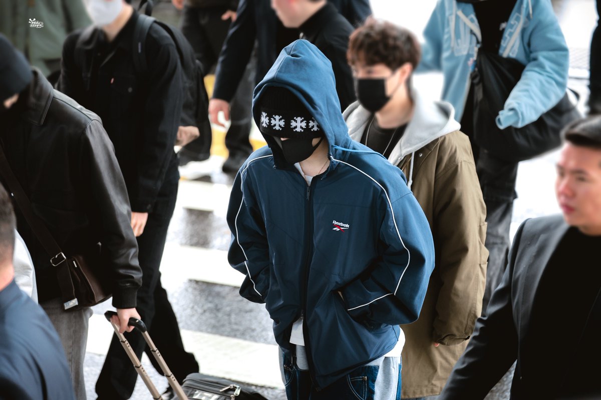 KKuCoups's tweet image. 241128 ICN
🛫❄️
#SCOUPS #에스쿱스 #승철 #최승철
#エスクプス
#세븐틴 #SEVENTEEN