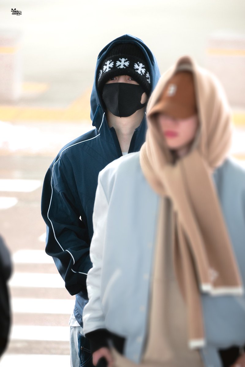 KKuCoups's tweet image. 241128 ICN
🛫❄️
#SCOUPS #에스쿱스 #승철 #최승철
#エスクプス
#세븐틴 #SEVENTEEN