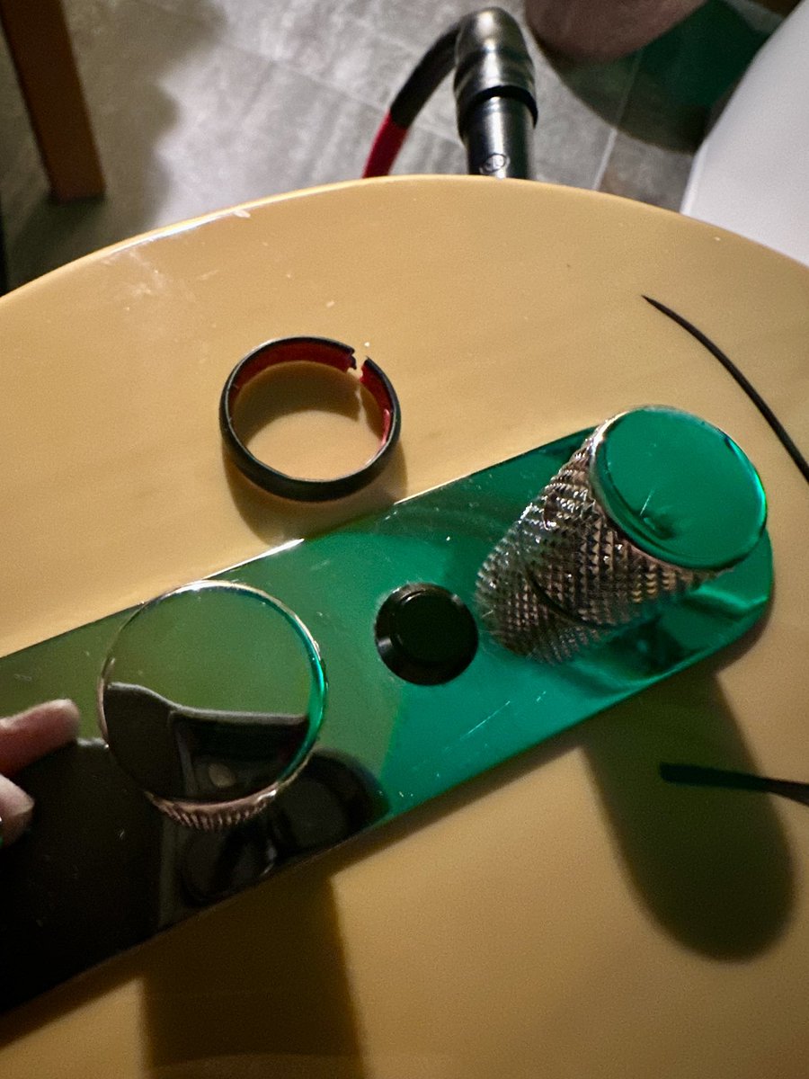 Dave Russell tweet media