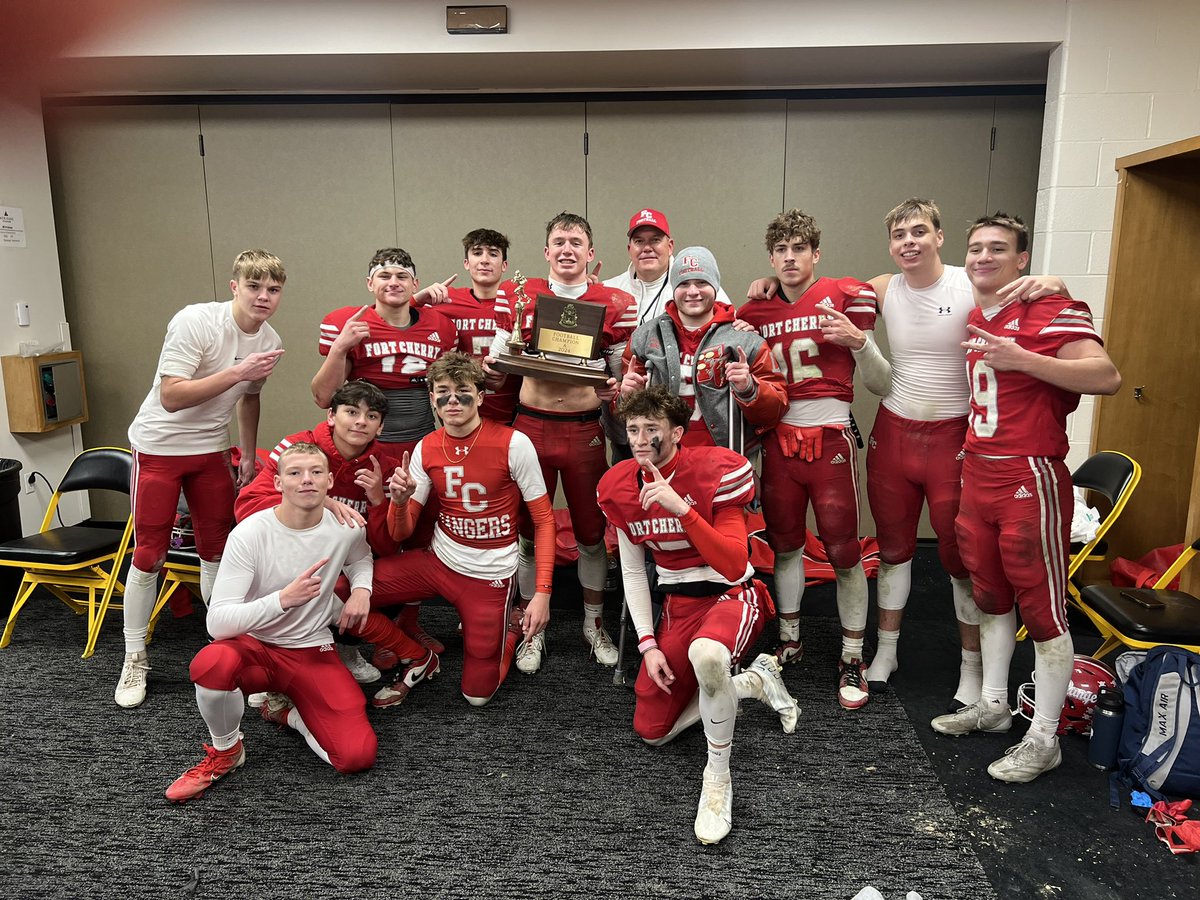 My guys on O and D! (WRs and OLBs). Relentless and selfless!  #family