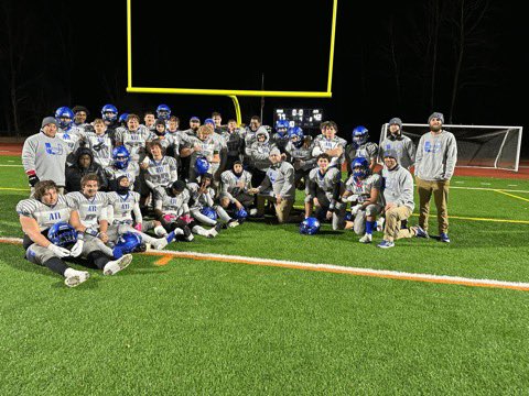 Huge night for UNITED! 
42-7 over previous unbeaten Northwest. 
So proud of these men!
<a href="/AbbottAthletics/">Wolverine Athletics</a> <a href="/ihs_athletics/">IHS Athletics</a> @GameTimeCT <a href="/AldamWill/">Will Aldam</a> <a href="/fornabaioctp/">Michael Fornabaio</a>