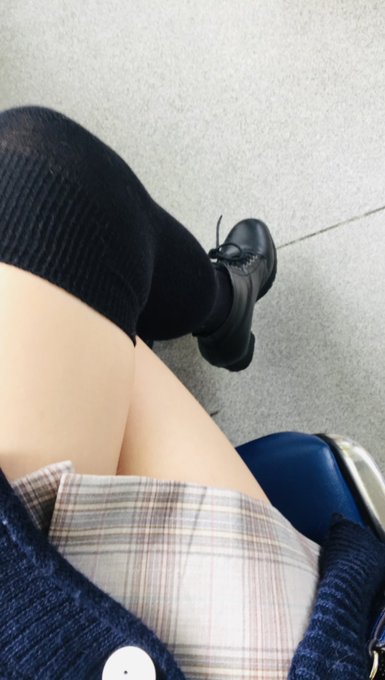 444nge1's tweet photo. #OOTD https://t.co/EcN8FFN8NV