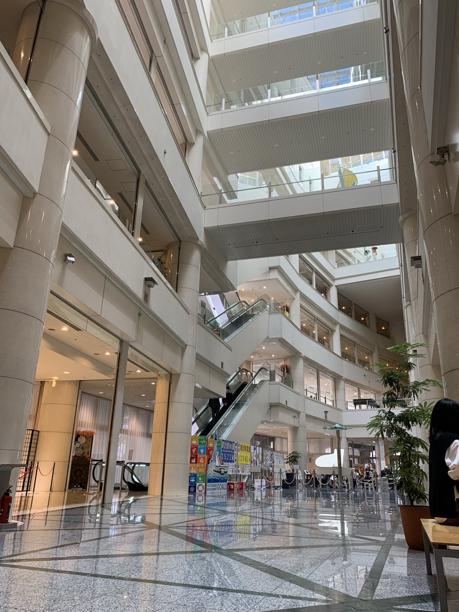 At3hrU's tweet photo. #TowerHall #タワーホール de ひと休み https://t.co/fwdePONkkv