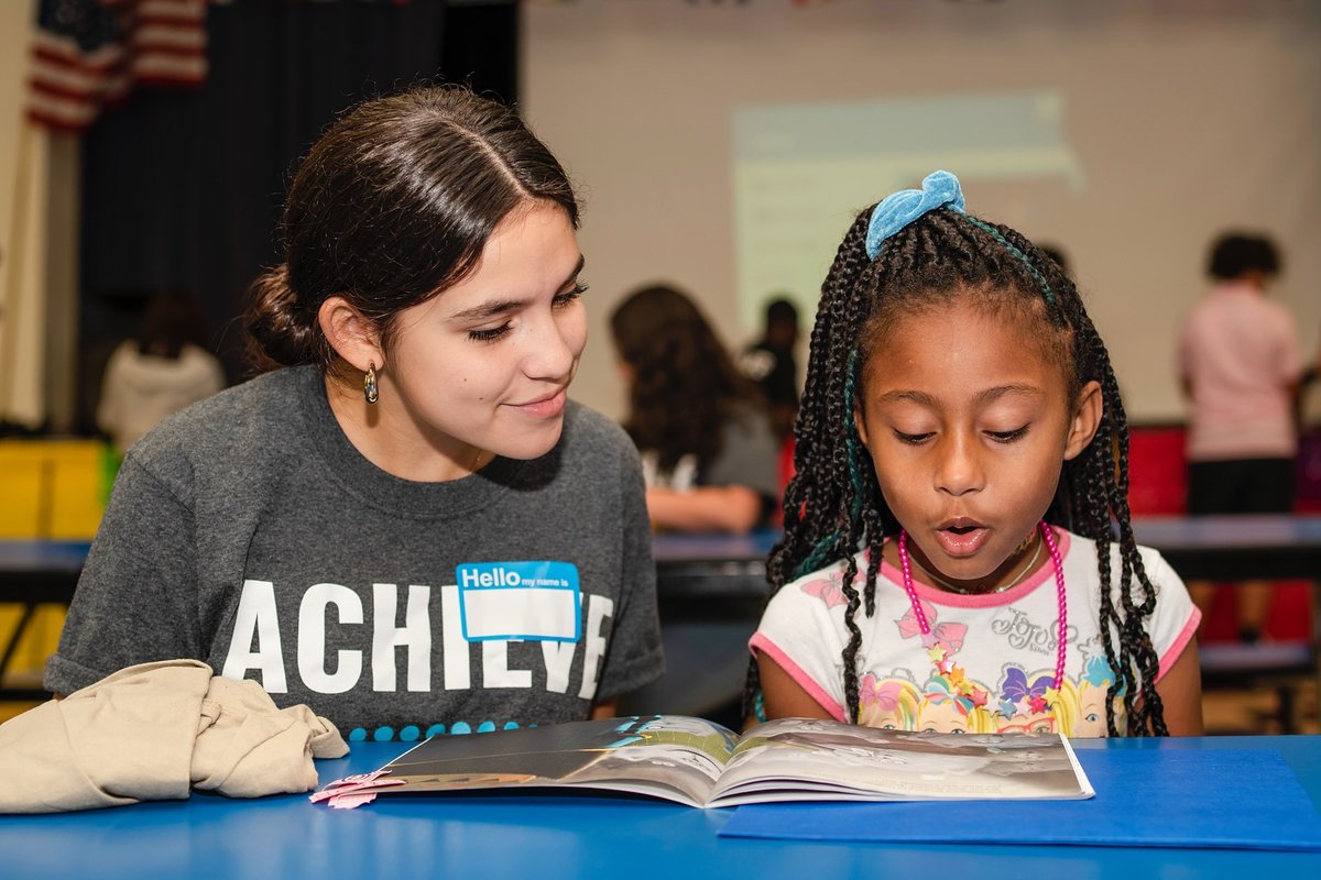 This year, 1,289 Miami-Dade nonprofits turned to <a href="/MiamiFoundation/">The Miami Foundation</a>'s annual Give Miami Day to rally support for their missions and advance community-wide philanthropy last Thursday. Learn more about the record breaking philanthropic day via <a href="/MiamiHerald/">Miami Herald</a> ➡️ bit.ly/GMDHERALD