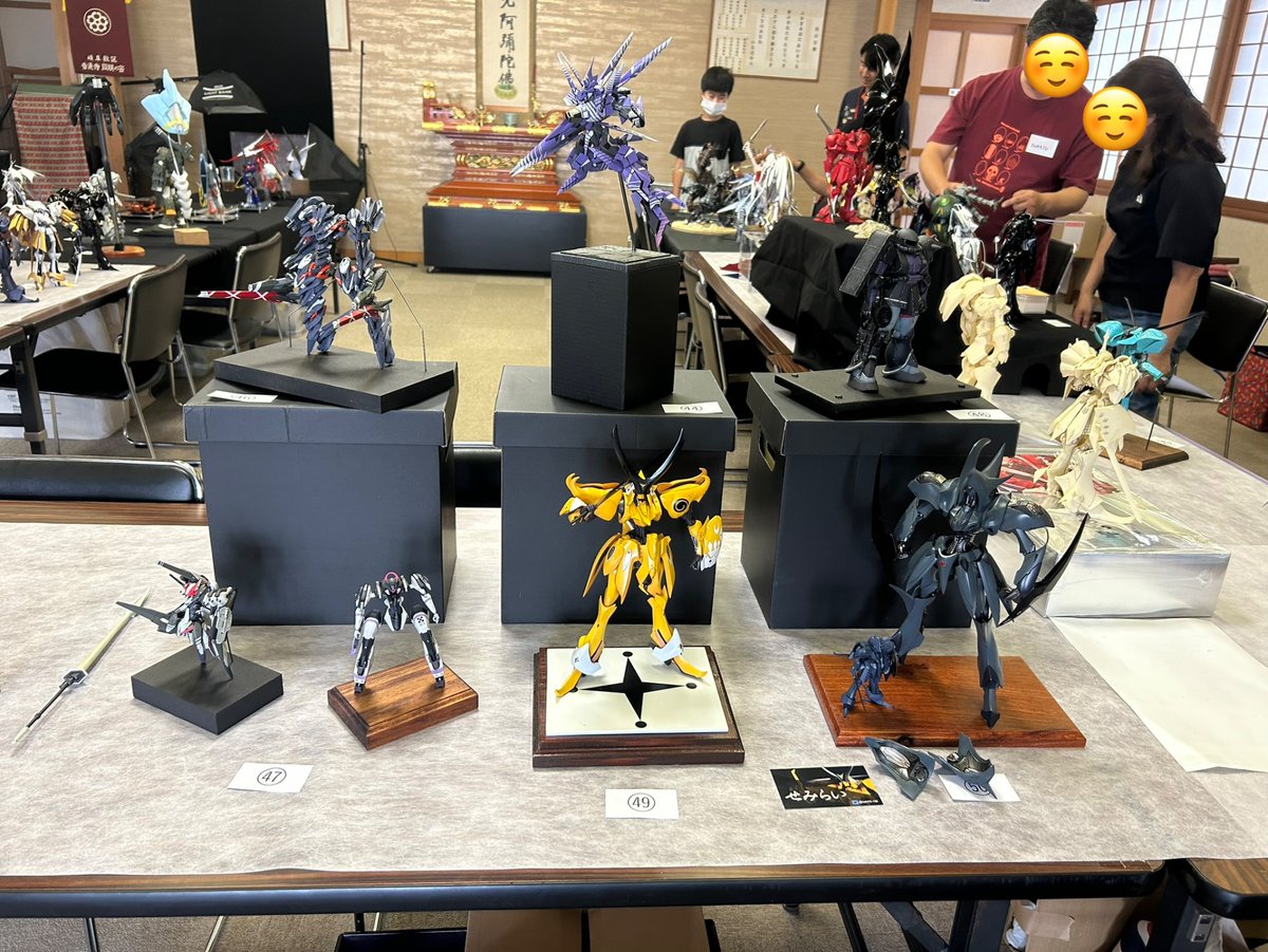 Kuma_Of_Gold's tweet image. あきちさん主催の会はもう夢のような1日でした。模型はずっっと1人で特に交流もなく細々と作ってきたので、コンペで皆さんに評価して頂けてとても嬉しかったです☺️作品をいっぱい見て大いに刺激を受けました。頂いたバビロンズ、来年ご覧に入れます👍
#お寺で模型とBBQ