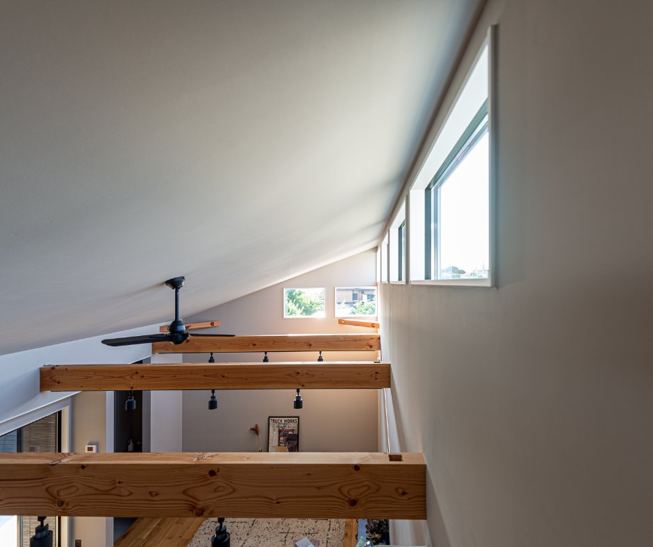 FIND_VALUE__'s tweet photo. 部屋どうしの仕切りが無いから実現できる大空間。
ゼロLDKのお部屋で心のゆとりを持って自分らしいライフスタイルを叶えませんか?
#FINDVALUE #LIMINI #戸建て #新築 #別荘 https://t.co/nXtU6uRzBY