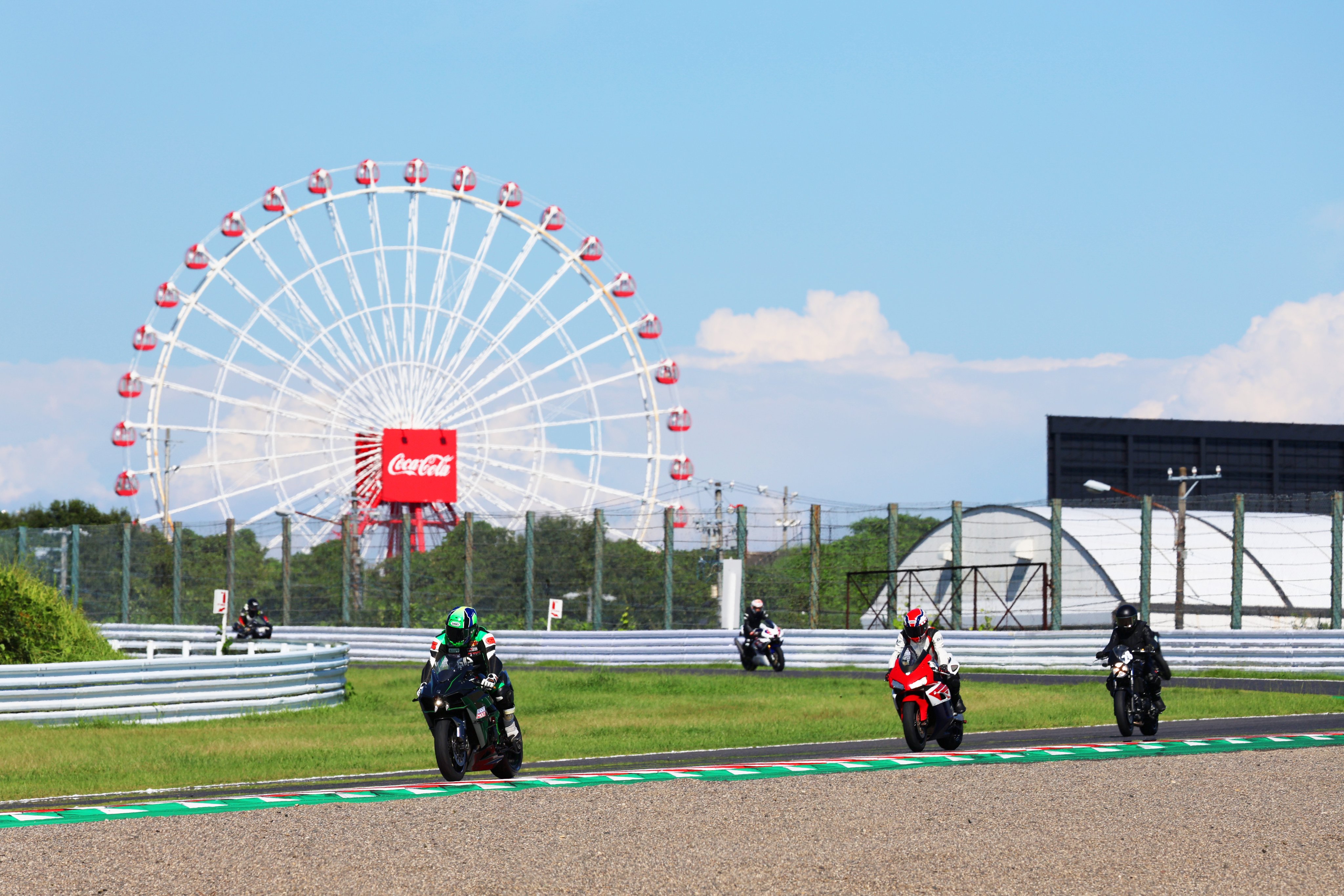 鈴鹿サーキット Suzuka Circuit on X: 鈴鹿サーキット Suzuka Circuit on X: