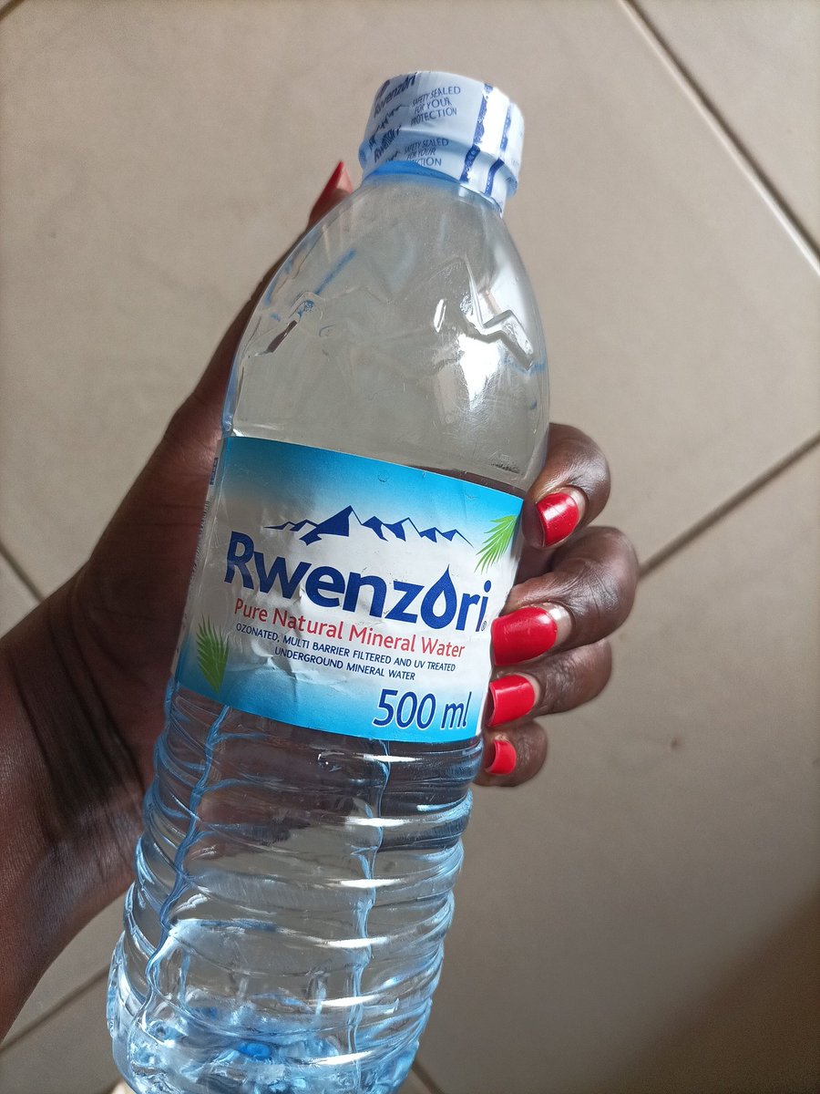 Ellahtheluogal's tweet image. If it&apos;s not RWENZORI, it&apos;s not water @RwenzoriUg @CocaColaBevUg