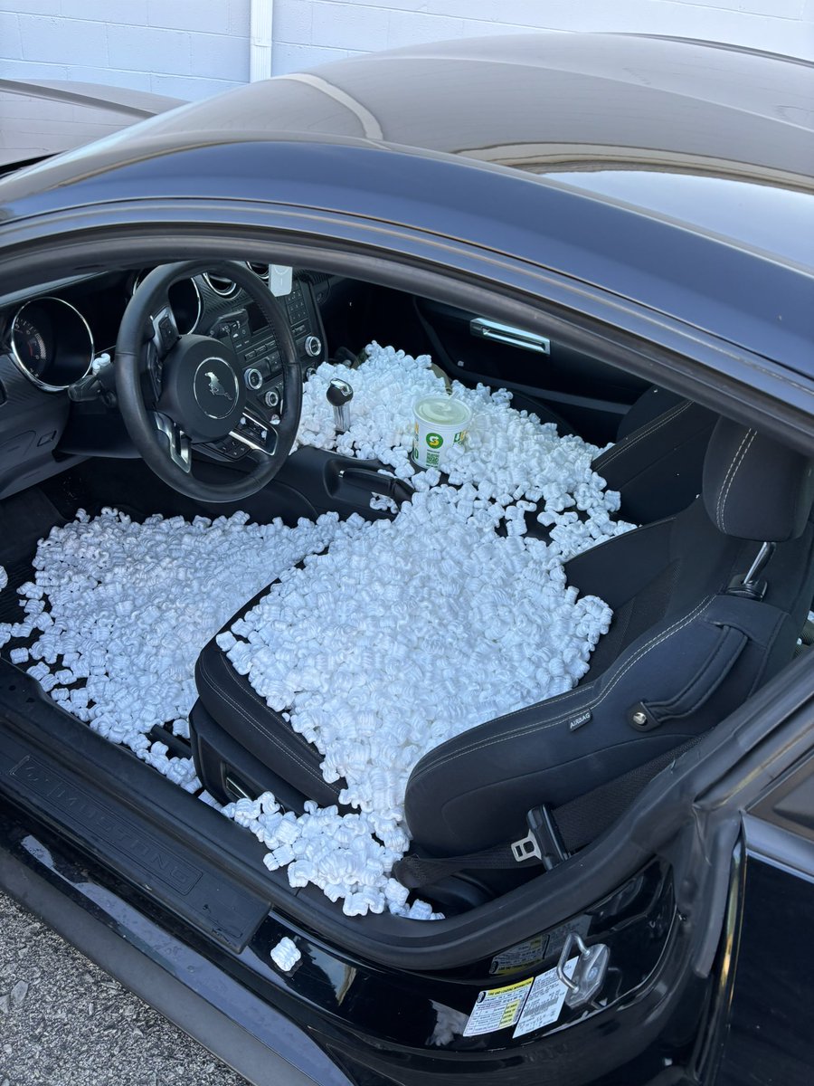 riptide177's tweet image. When your co workers love to mess with you and your prized car before the holidays