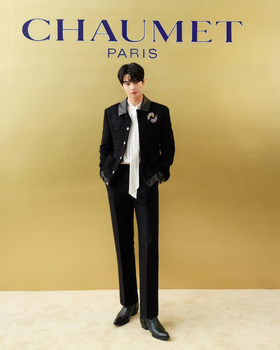Sun_Sunflower19's tweet photo. masterpiece!

@gulfkanawut
#GulfKanawut 
#Chaumet 
#ChaEunWoo https://t.co/loKX6T1DU0
