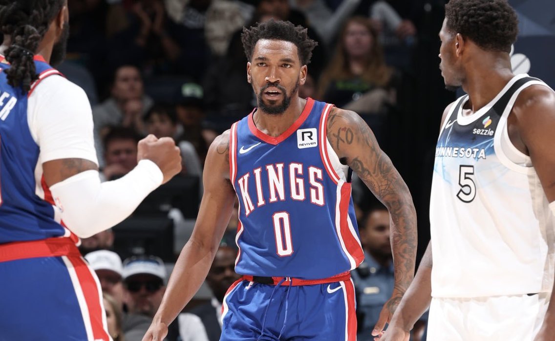 De'Aaron Fox, Domantas Sabonis, &amp; Malik Monk are the first Kings trio since 1964 to each record:

25+ PTS
5+ REB
5+ AST