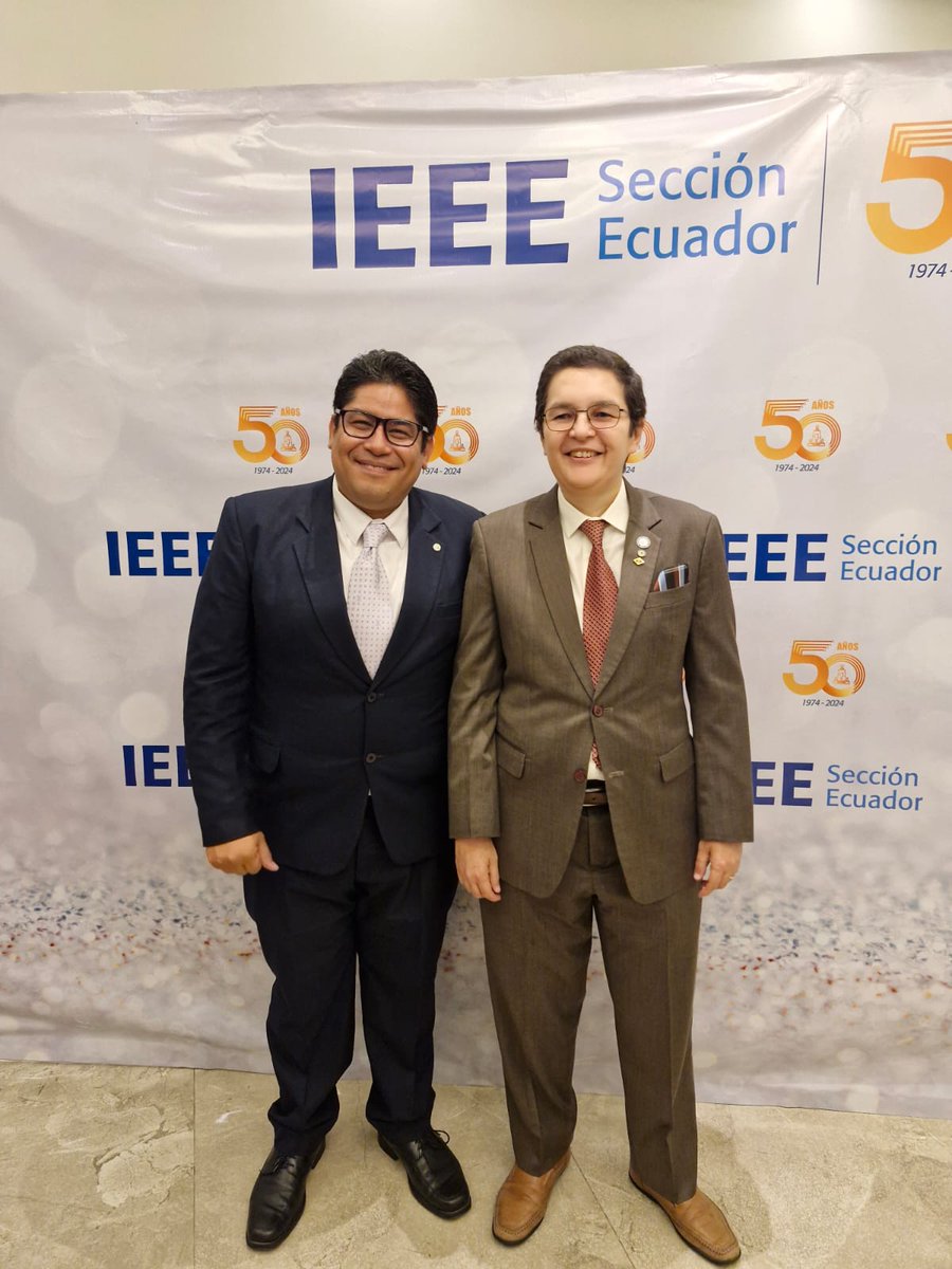 barmontec's tweet photo. El pasado sábado celebramos 50 años de @ieee_sec_ecu . Fue muy grato coincidir con mi mentor en este volutariado de casi 10 años, Dr. @CarlosMonsalveA, quién me permitió formar parte de su directorio como Secretario y VP; durante su periodo de presidentre de Sección 2014-2015. https://t.co/Ml9t3gCSl4